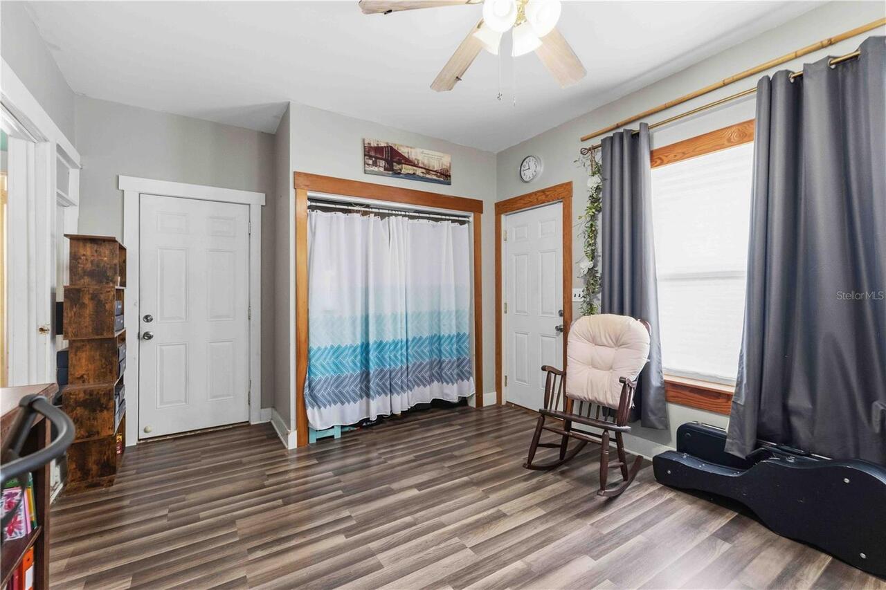 Listing Photo 15