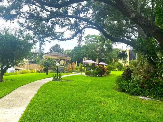 Listing Photo 25