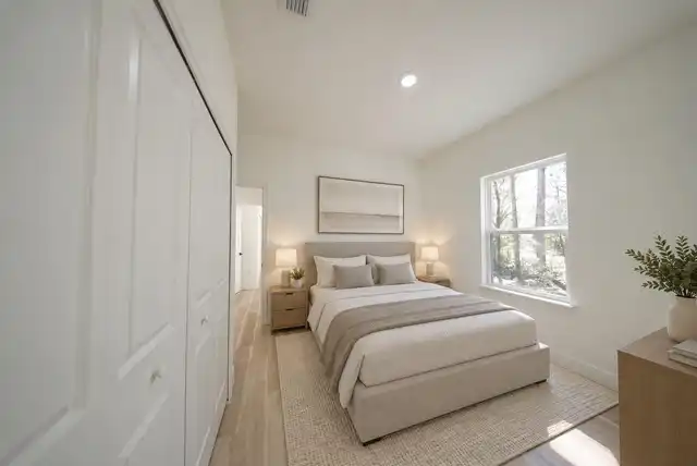 Listing Photo 9