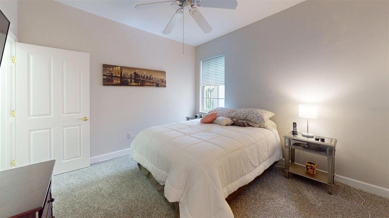Listing Photo 15