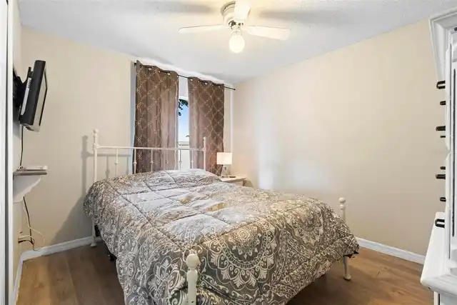 Listing Photo 26