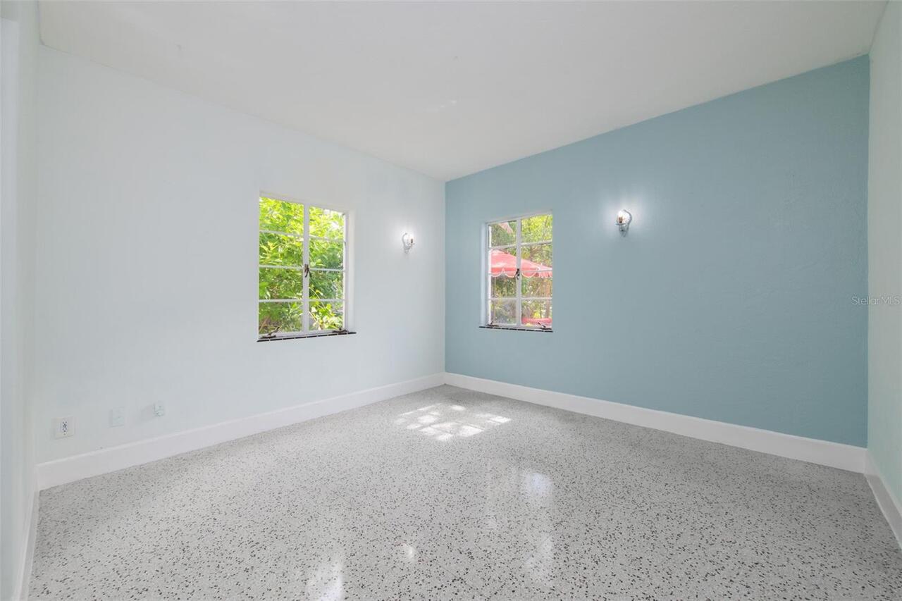 Listing Photo 23