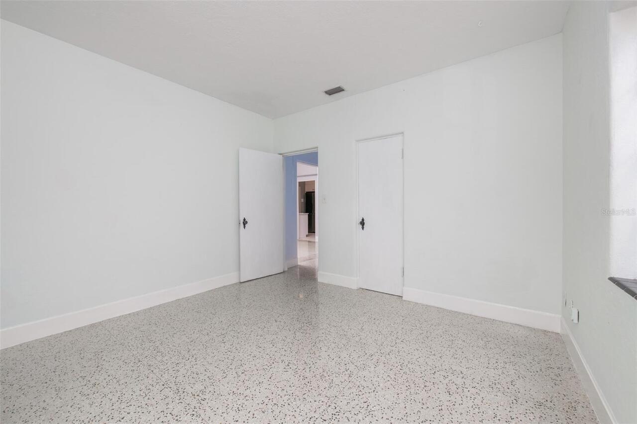 Listing Photo 24