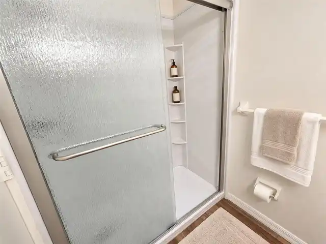 Listing Photo 15