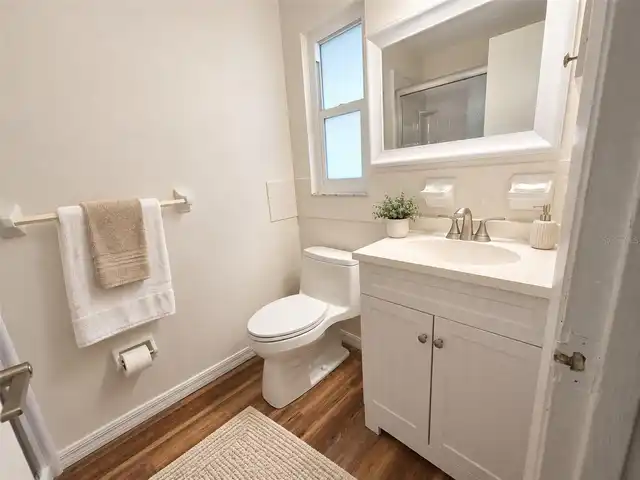 Listing Photo 16