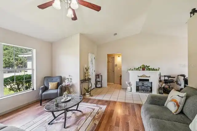 Listing Photo 7