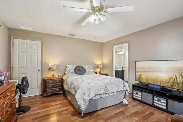 Listing Photo 20