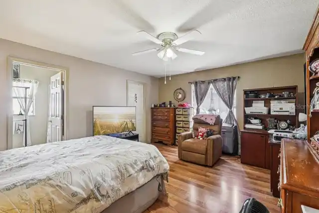Listing Photo 22