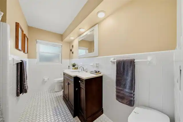 Listing Photo 33