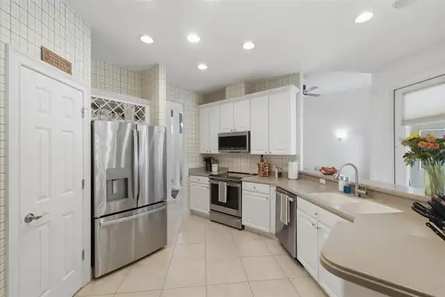 Listing Photo 19