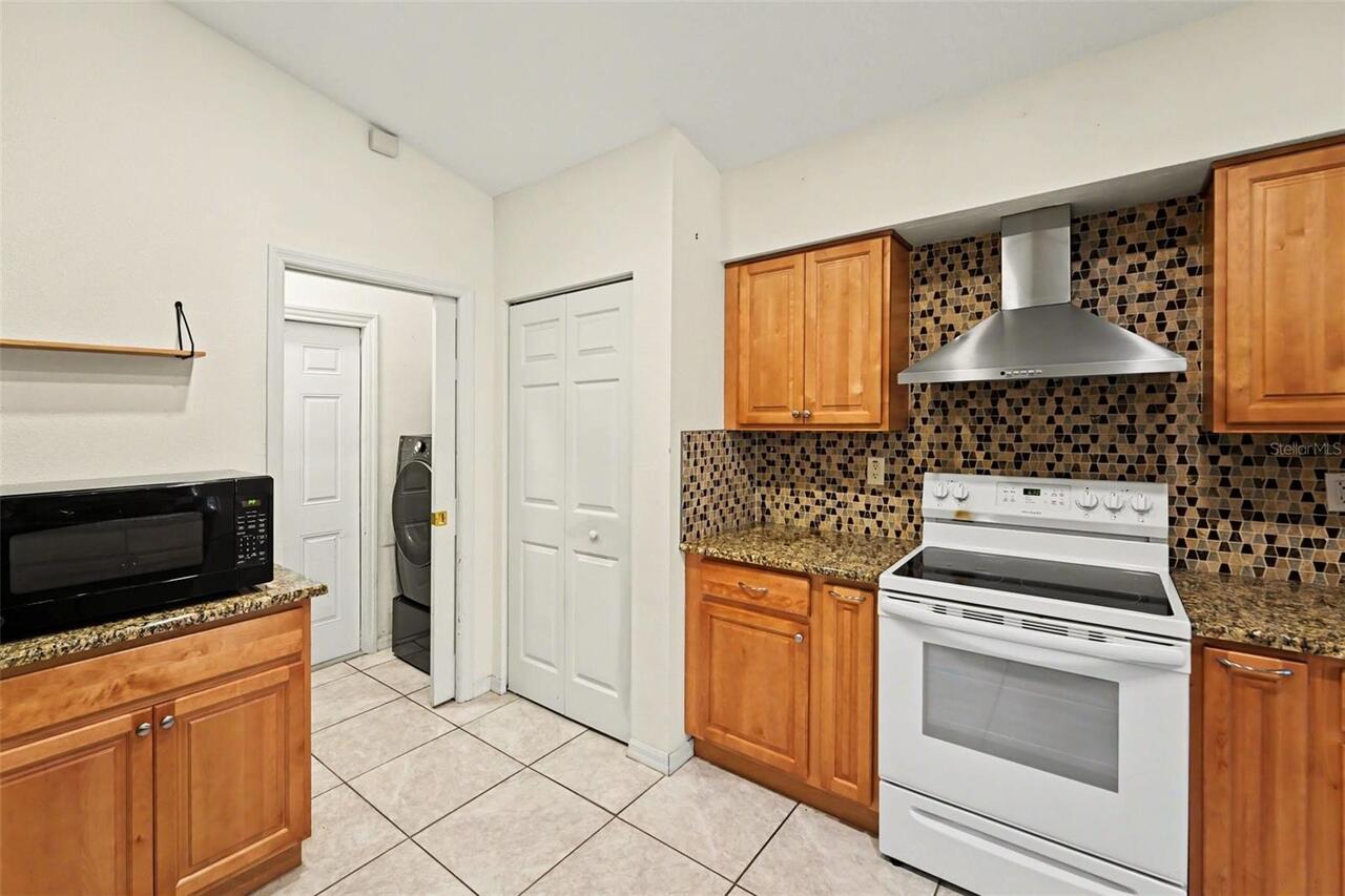 Listing Photo 9