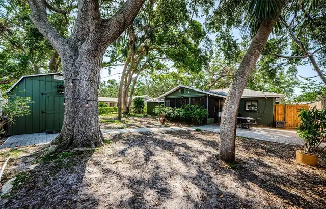 Listing Photo 31