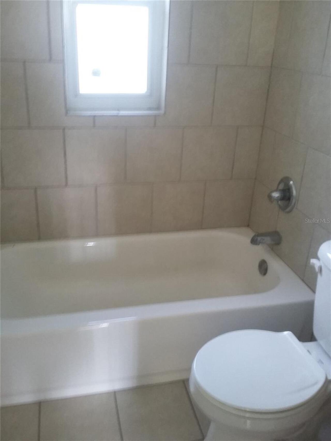 Listing Photo 10