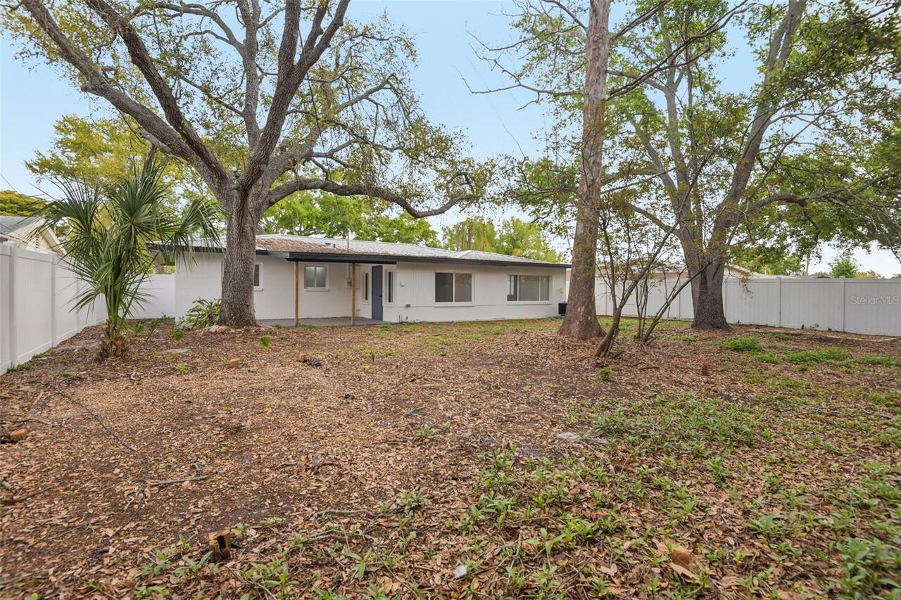 Listing Photo 22