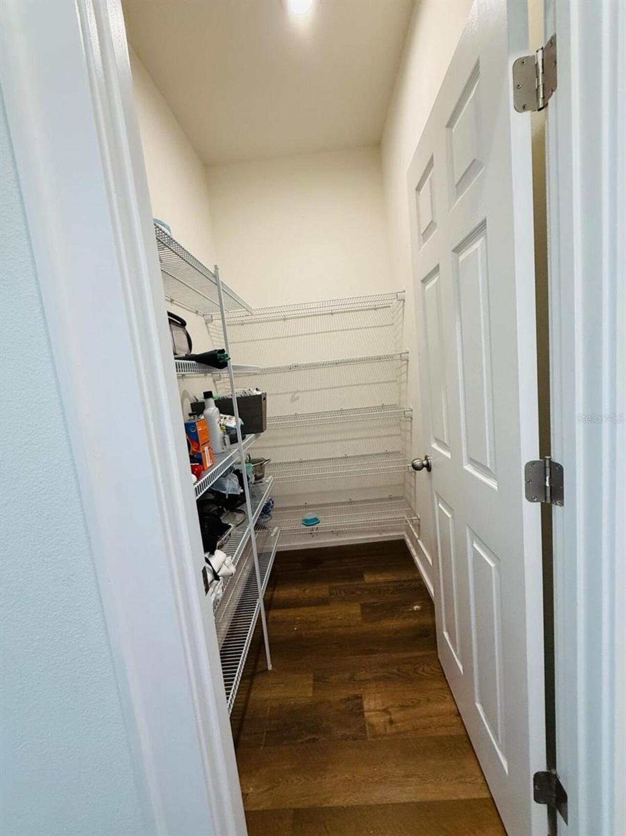 Listing Photo 8