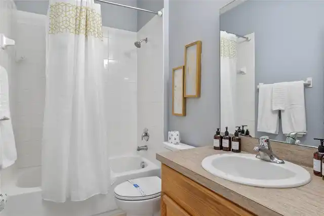 Listing Photo 12
