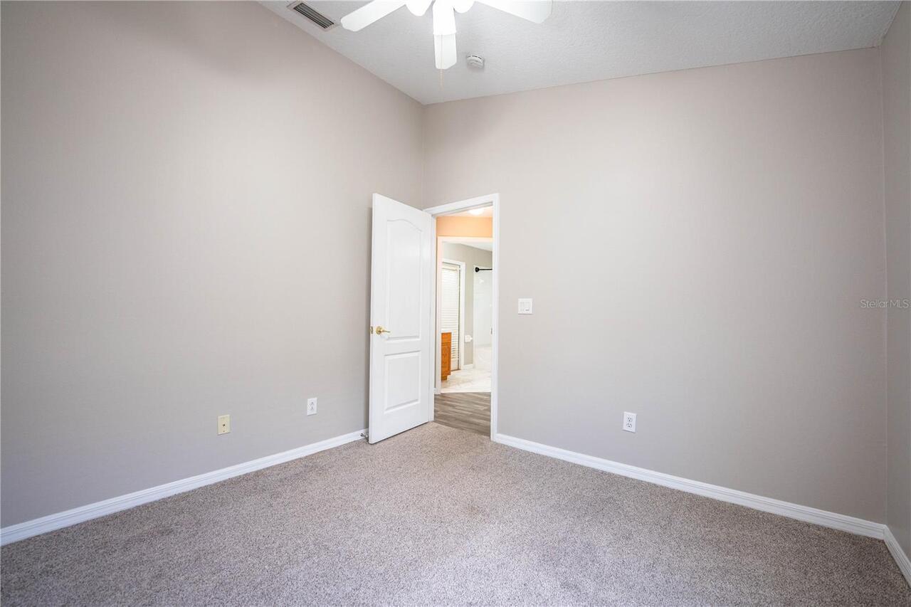 Listing Photo 34