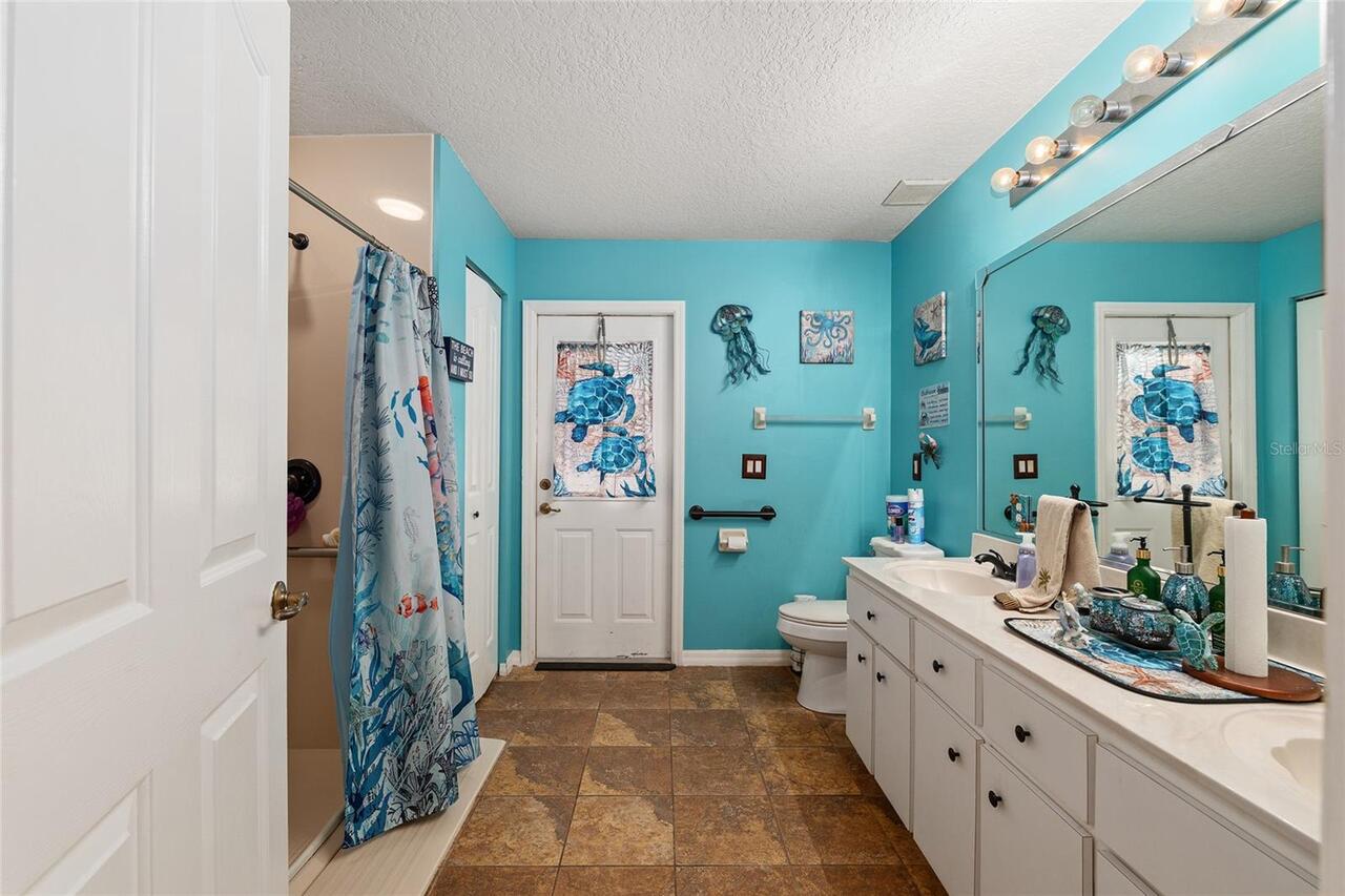 Listing Photo 43