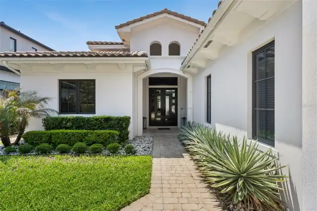 3BR, Home, 3BA, $2,350,000
Read More