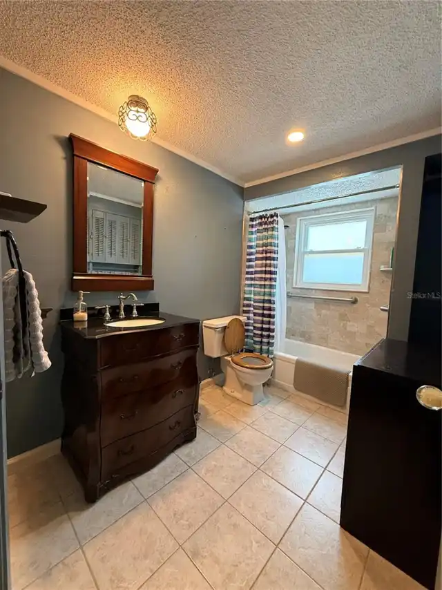 Listing Photo 35