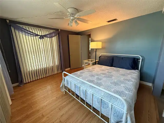 Listing Photo 38