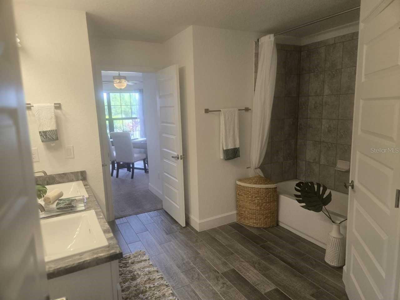 Listing Photo 12