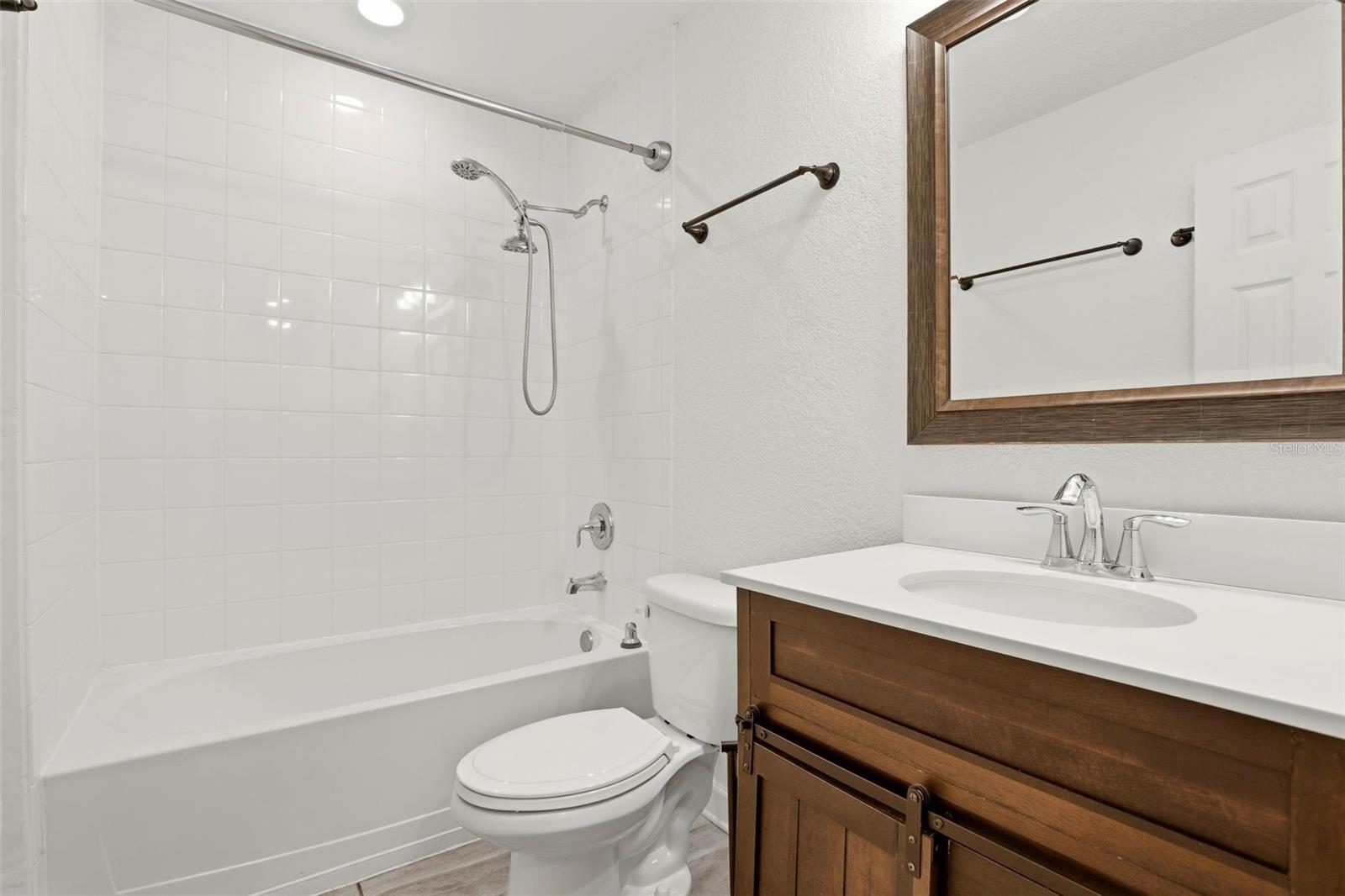 Listing Photo 25