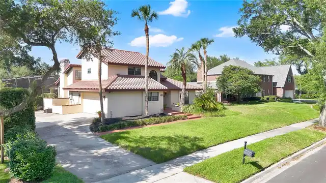 Listing Photo 9