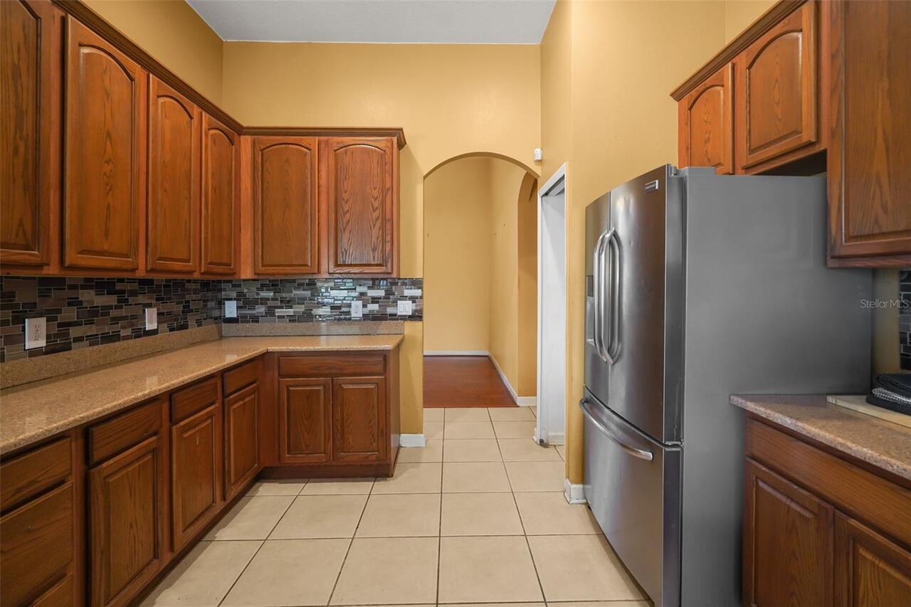 Listing Photo 11