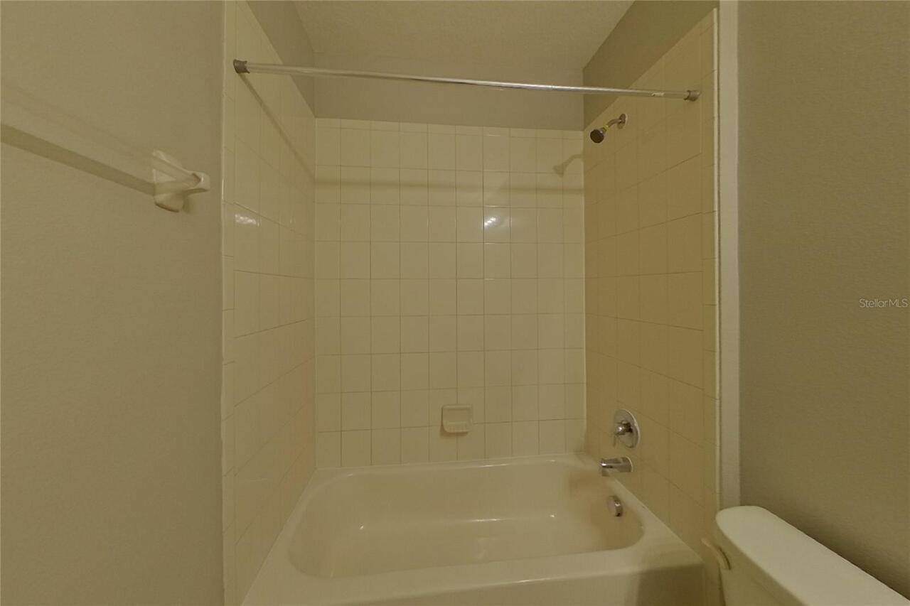 Listing Photo 14