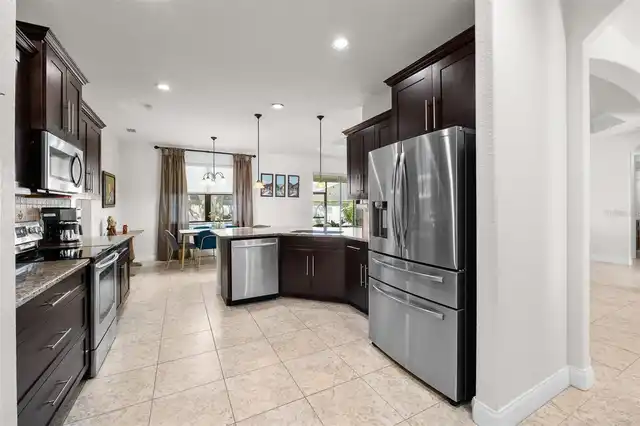 Listing Photo 18
