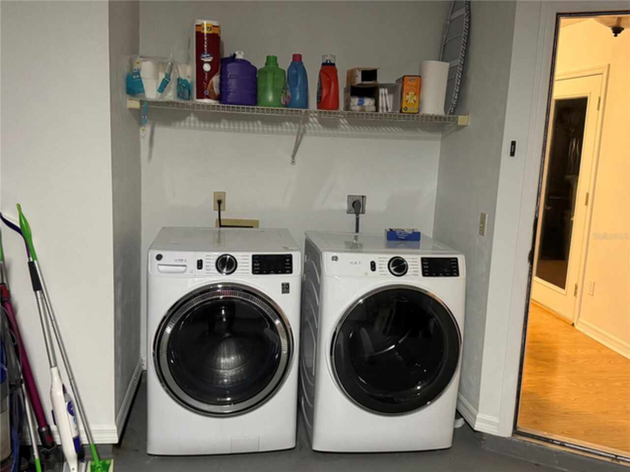 Listing Photo 11
