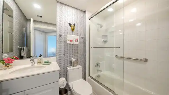 Listing Photo 33