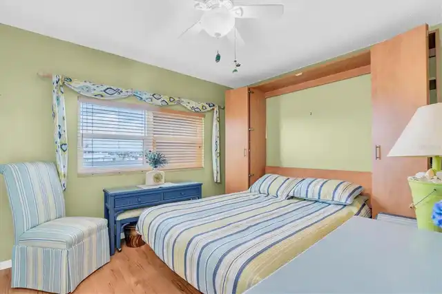 Listing Photo 17