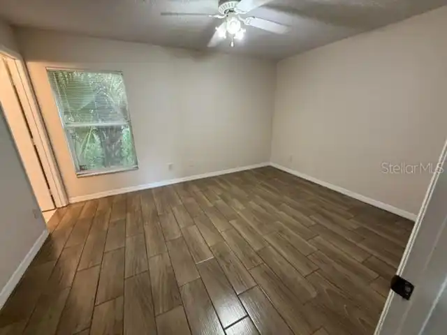 Listing Photo 9