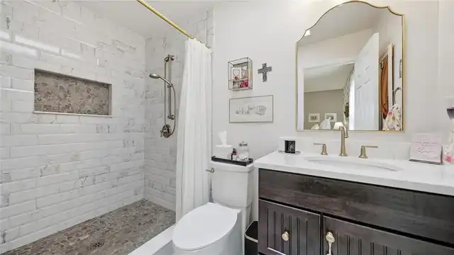 Listing Photo 26