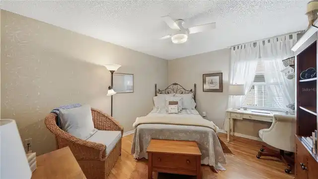 Listing Photo 32