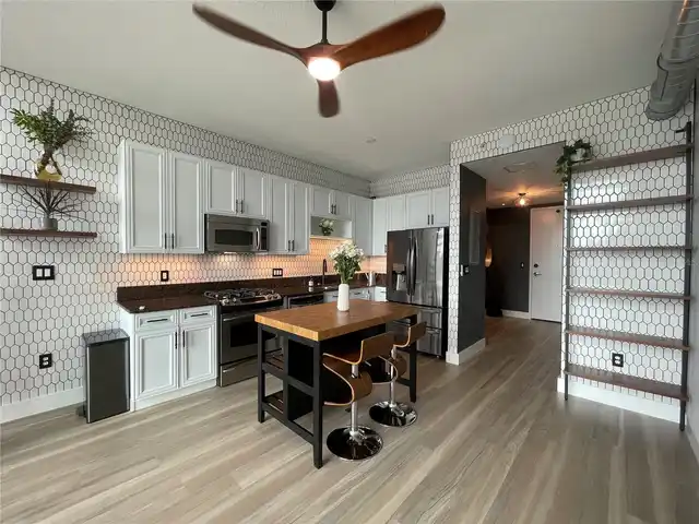 Listing Photo 7