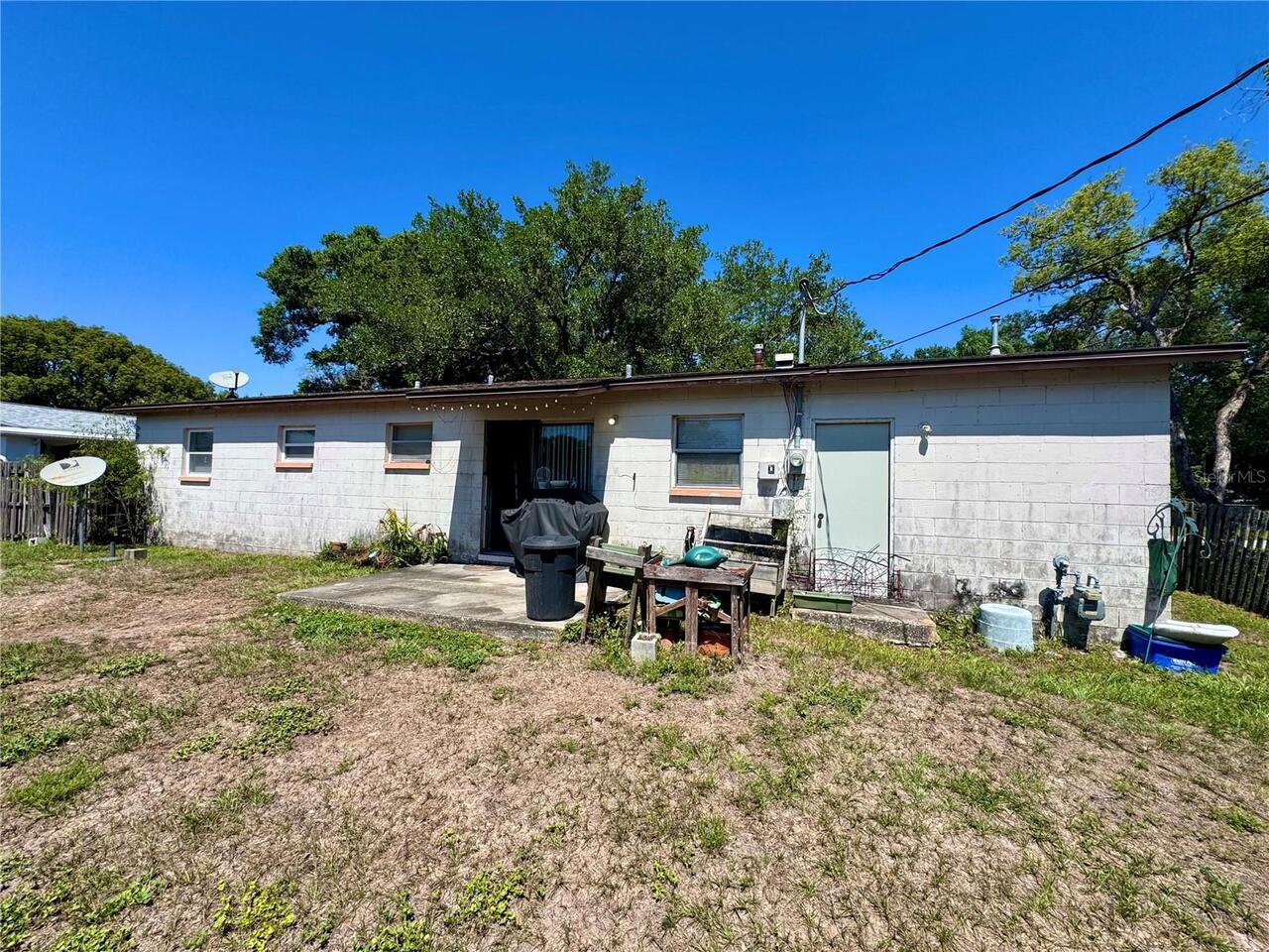 Listing Photo 9