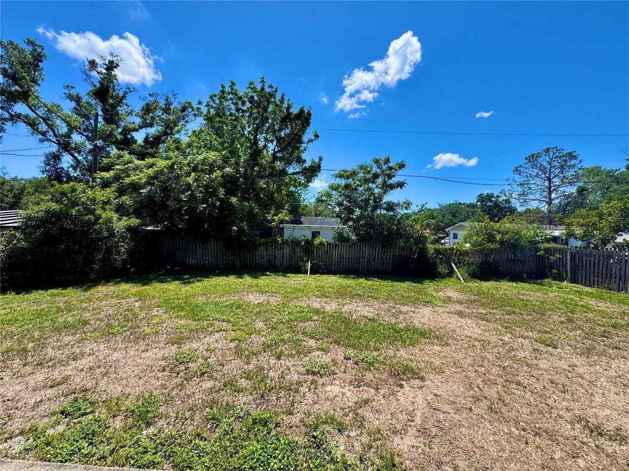 Listing Photo 12