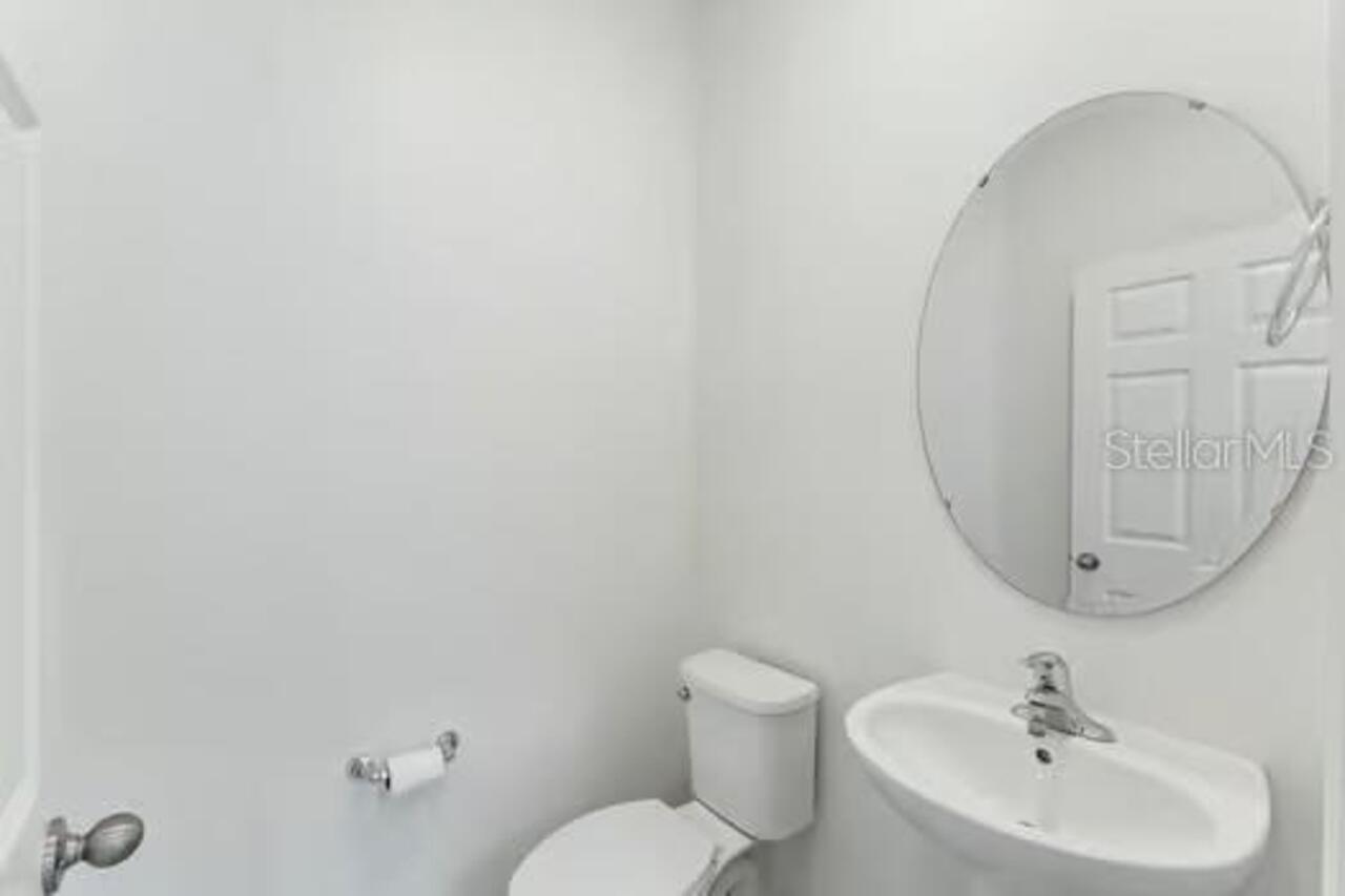 Listing Photo 12