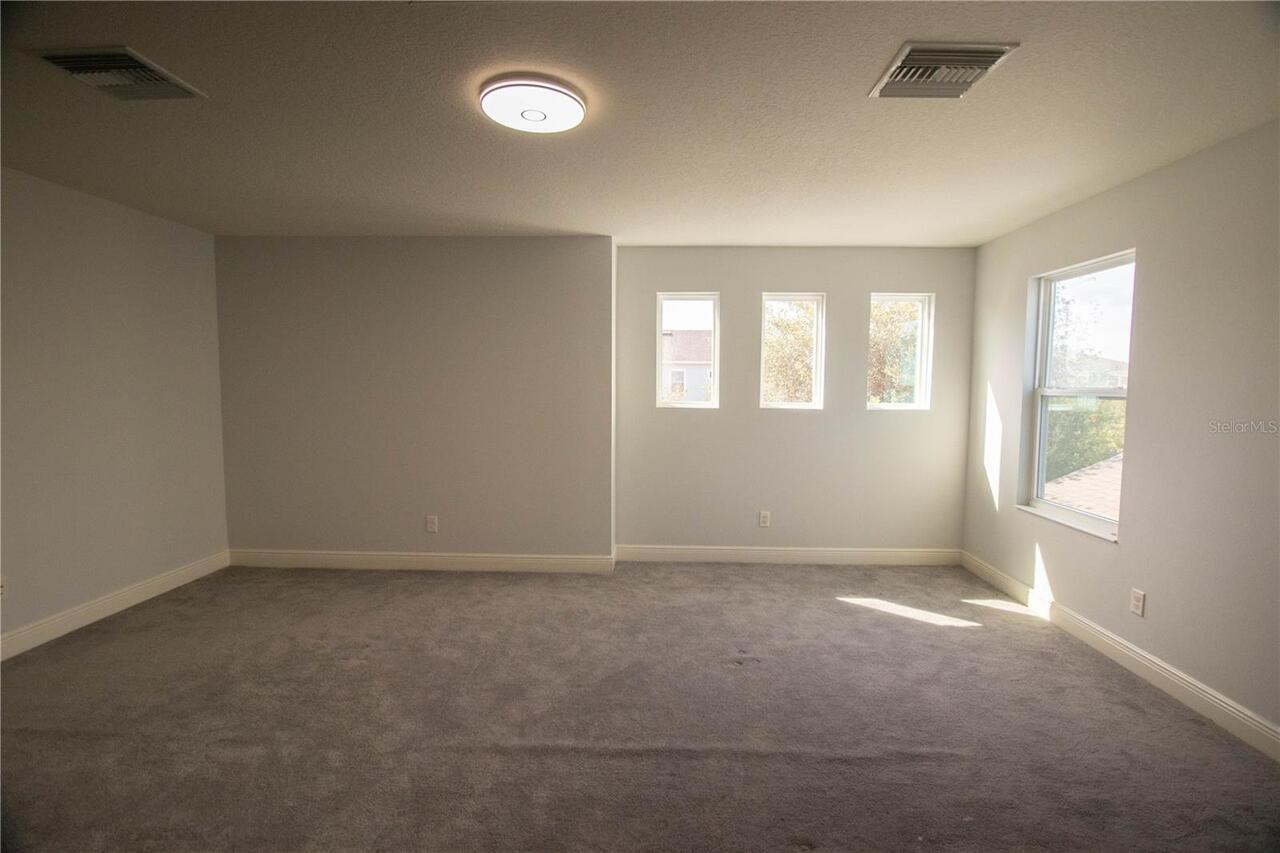 Listing Photo 33