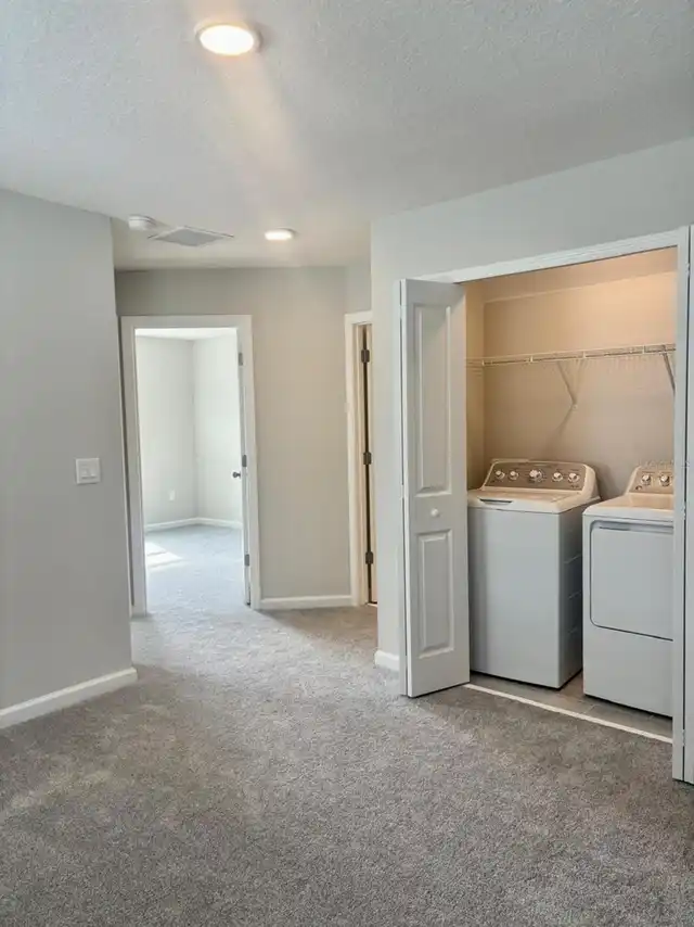 Listing Photo 9