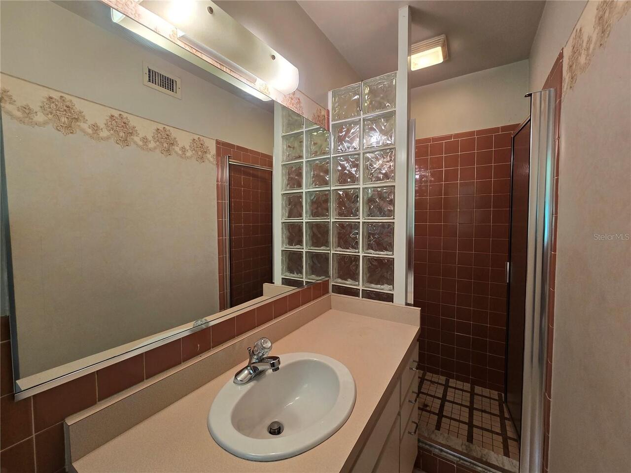 Listing Photo 20