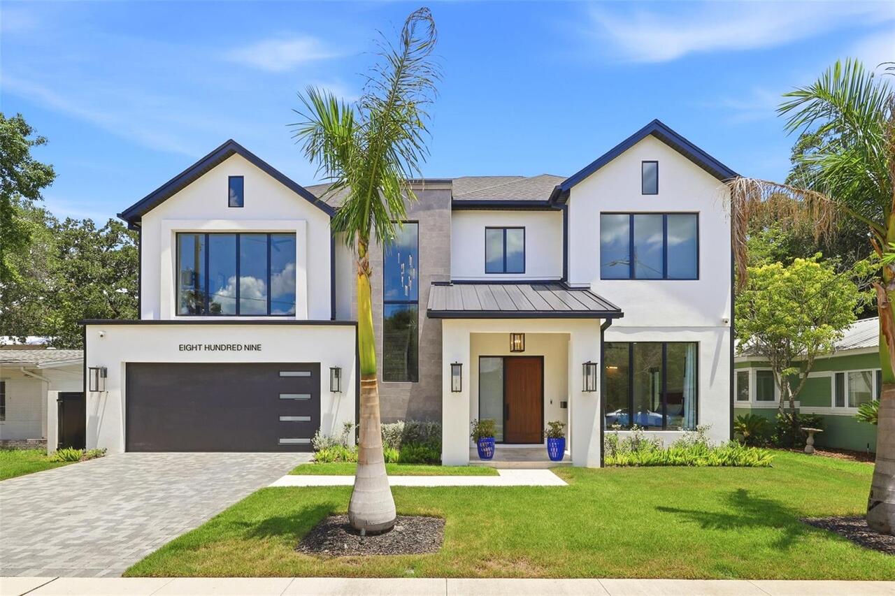 6BR, Home, 5BA, $2,380,000
Read More