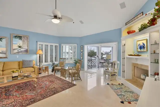 Listing Photo 11