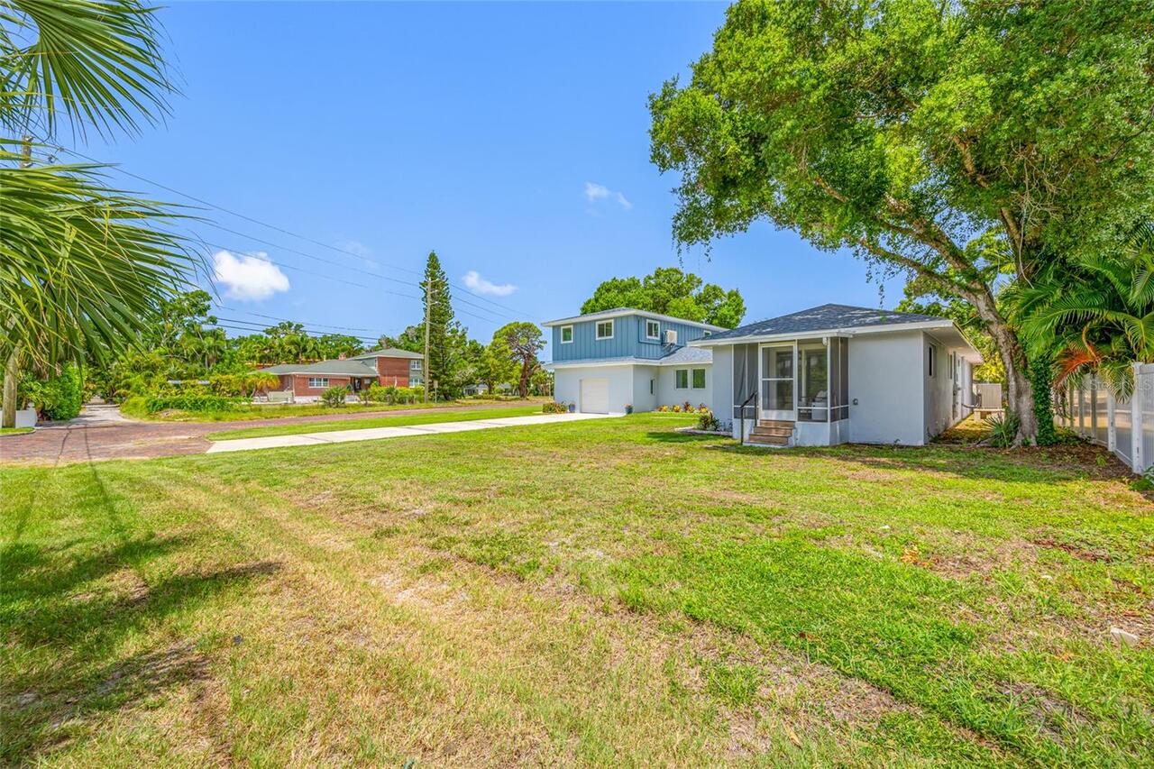 Listing Photo 10