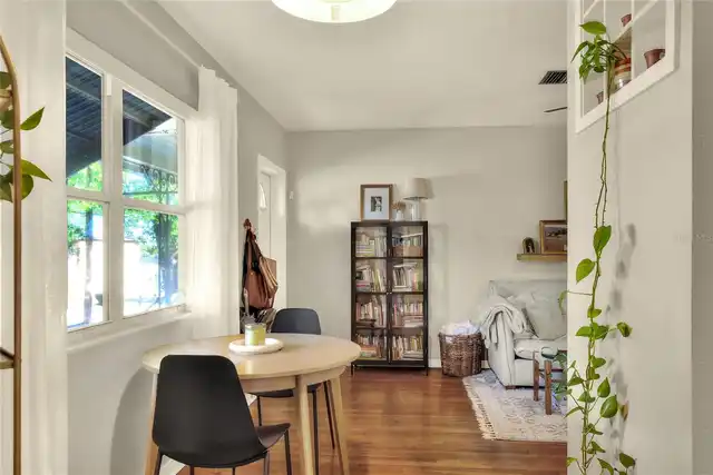 Listing Photo 16