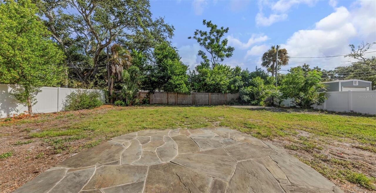 Listing Photo 32