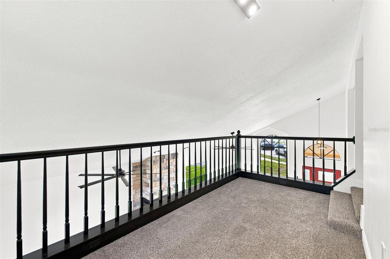 Listing Photo 9